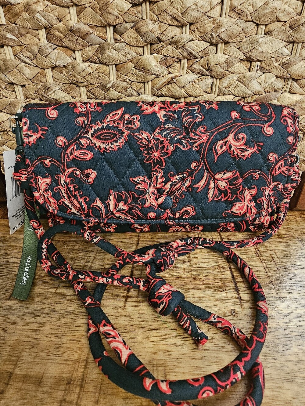 NWT Vera Bradley Wildwood Wallet Crossbody Dark Green With Red Floral